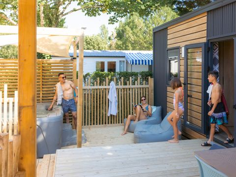 MOBILHOME 6 personnes - Mobil-home Premium 3 ch. avec spa (37m²) 4/6 pers