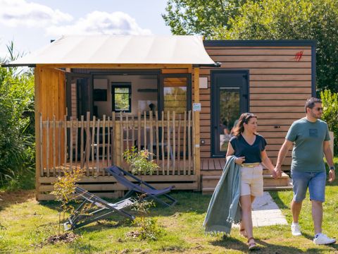 MOBILHOME 2 personnes - Mobil-home Plage Plus 18.6m² (neuf) (1 chambre) + TV + Clim + Lave-vaisselle 2 pers