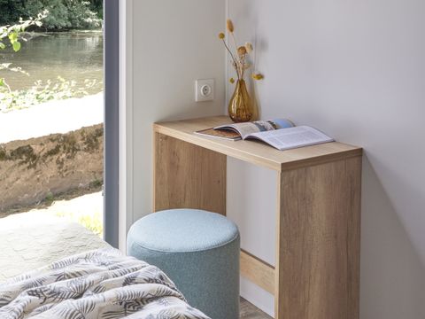 MOBILHOME 2 personnes - Mobil-home Plage Plus 18.6m² (neuf) (1 chambre) + TV + Clim + Lave-vaisselle 2 pers