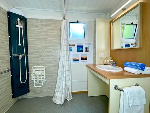 CHALET 5 personnes -  Chalet Tahiti 4/5p - 2 Chambres - TV - Climatisation