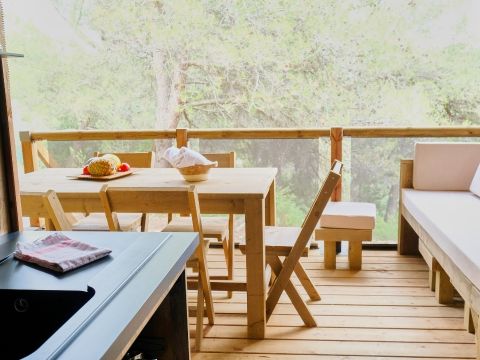 LODGE 5 personnes - LODGE PREMIUM