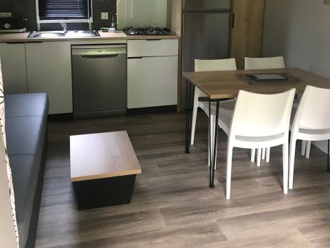 MOBILHOME 4 personnes - "lilas" 2 chambres 2sdb 2wc 
