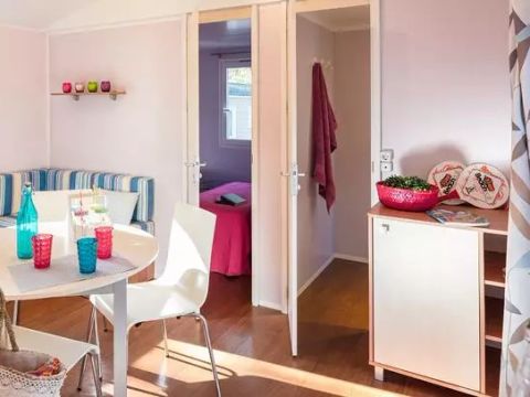 MOBILHOME 6 personnes - Classic | 2 Ch. | 4/6 Pers. | Terrasse surélevée | Clim.