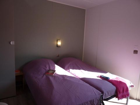 MOBILHOME 4 personnes - Premium côté piscine