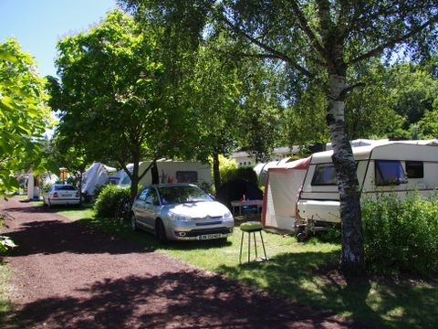Emplacement - Emplacement Confort 80 à 100m2- avec électricité