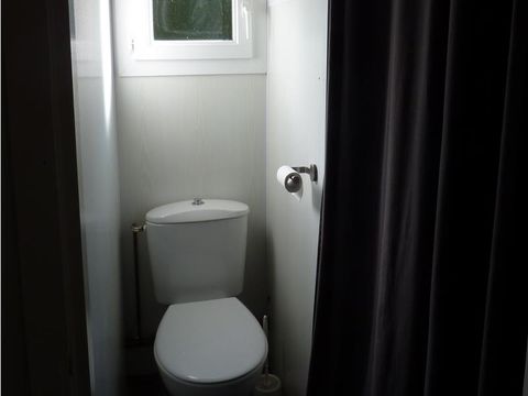 CHALET 4 personnes - Chalet Jade Confort 30m² (2 chambres) + Terrasse couverte 15m² + Côté rivière