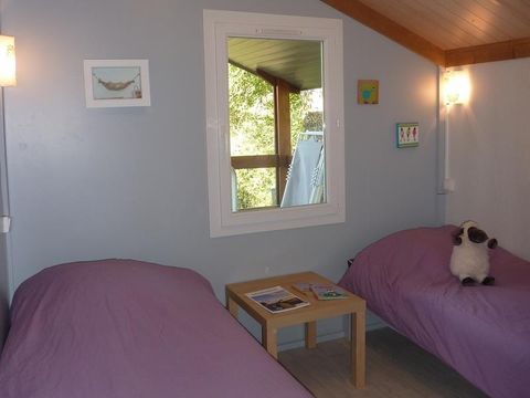 CHALET 4 personnes - Chalet Jade Confort 30m² (2 chambres) + Terrasse couverte 15m² + Côté rivière