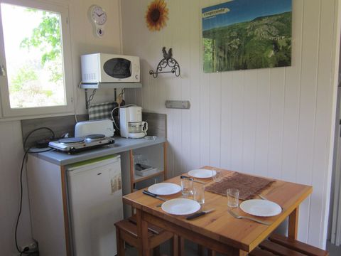 CHALET 2 personnes - CABANON JAUNE sans sanitaires