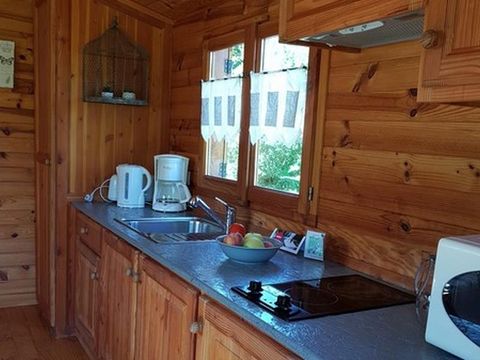 HÉBERGEMENT INSOLITE 2 personnes - VELAY CONFORT