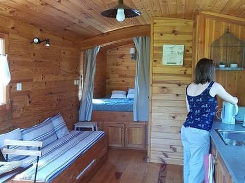 HÉBERGEMENT INSOLITE 2 personnes - VELAY CONFORT