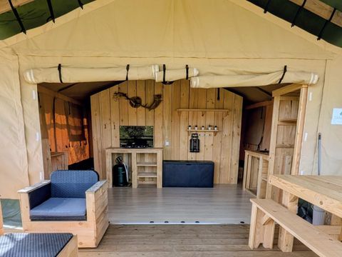 LODGE 4 personnes - Grande Tente Lodge Glamping 42M2