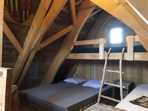 Hébergement 4 personnes - LE GRENIER PHILIBERT