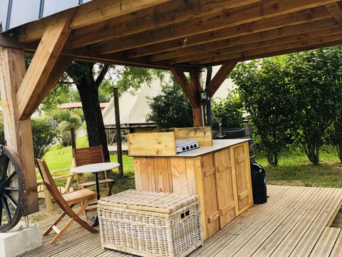 HÉBERGEMENT INSOLITE 2 personnes - LE GRENIER MANSART