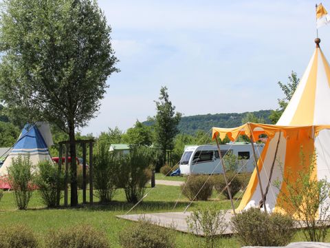 Emplacement - Forfait Nature : l'emplacement traditionnel sans électricité / 120 m²