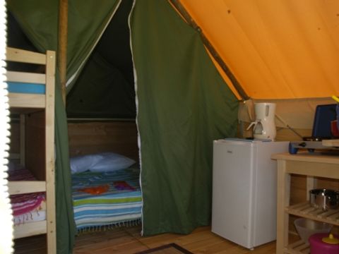 BUNGALOW TOILÉ 4 personnes - LODGE TRAPPEUR sans sanitaires