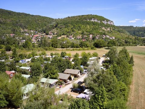 Domaine La Roche D'Ully - Camping Doubs - Image N°3
