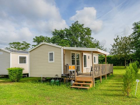 BUNGALOW 4 personnes - Mobil-home | Comfort | 2 Ch. | 4 Pers. | Terrasse surélevée | Clim. | TV