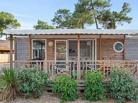 MOBILHOME 6 personnes - Comfort | 2 Ch. | 4/6 Pers. | *Terrasse surélevée *| 1 SDB | Clim.