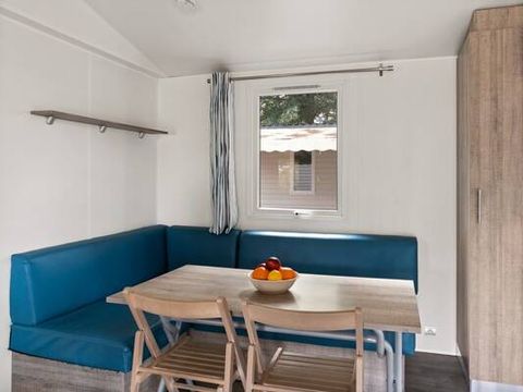 MOBILHOME 4 personnes - Confort | 2 Chambres | Capacité 4 personnes | Terrasse semi couverte | 1 Salle de Bain