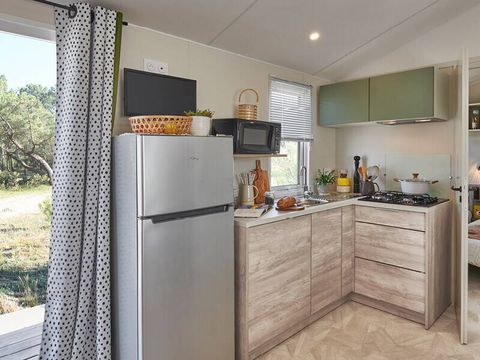 Mobilhome 6 personnes - Premium | 3 Ch. | 6 Pers. | Terrasse Lounge | 1 SDB | Clim. | TV