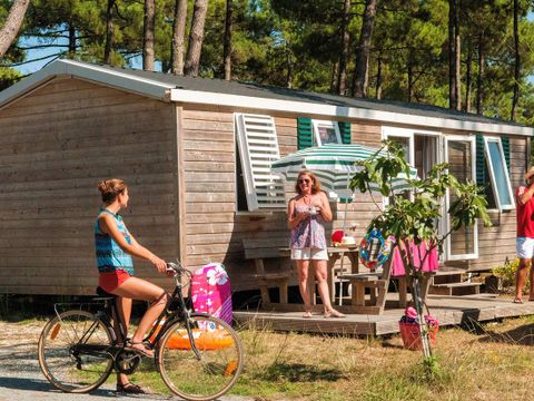 MOBILHOME 6 personnes - Mobil home Confort + 6 personnes Climatisé (env.35m²)