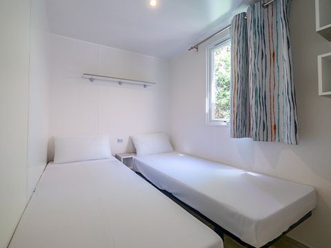 Mobilhome 6 personnes - Comfort XL | 3 Ch. | 6 Pers. | Terrasse surélevée | Clim.