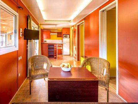 BUNGALOW 6 personnes - S-700