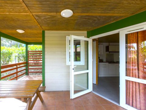 BUNGALOW 6 personnes - S-800