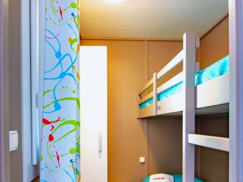 BUNGALOW 6 personnes - S-400