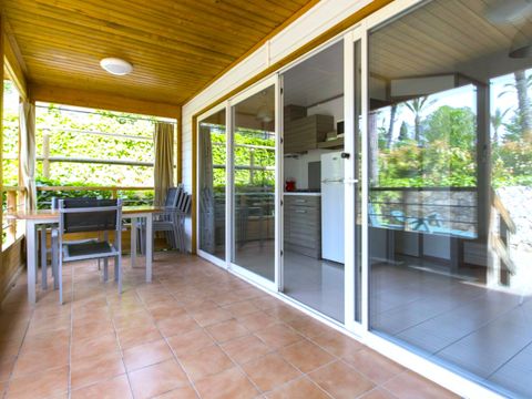 BUNGALOW 6 personnes - S-400