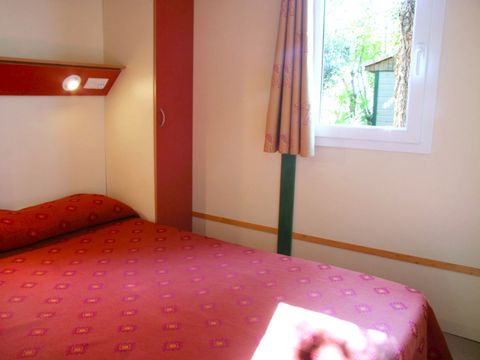 BUNGALOW 6 personnes - S-950