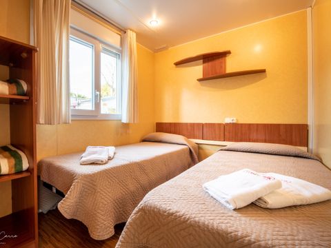 MOBILHOME 6 personnes - 2 chambres, 4 adultes + 2 enfants