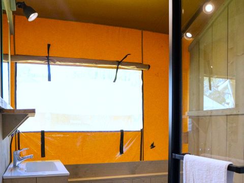 BUNGALOW TOILÉ 5 personnes - Safari Castell