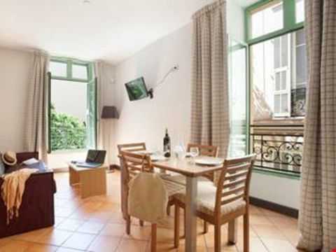 APPARTEMENT 4 personnes - (max. 2 adultes) Nice