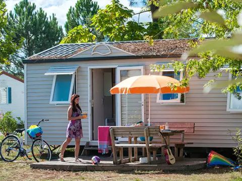 MOBILHOME 4 personnes - Comfort | 2 Ch. | 4 Pers. |Terrasse simple  | Clim.
