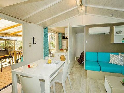 BUNGALOW 6 personnes - Mobil-home | Comfort | 3 Ch. | 6 Pers. | Terrasse simple | Clim.