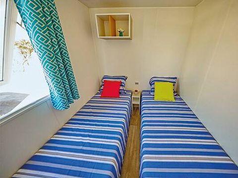 BUNGALOW 6 personnes - Mobil-home | Comfort | 3 Ch. | 6 Pers. | Terrasse simple | Clim.