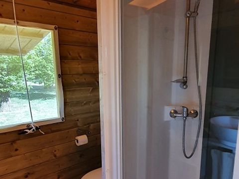 HÉBERGEMENT INSOLITE 4 personnes - ECOLODGE SUR PILOTIS