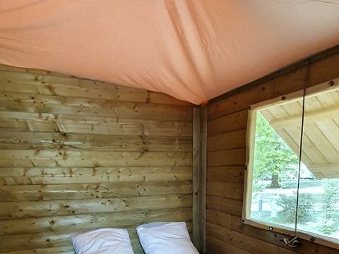 HÉBERGEMENT INSOLITE 4 personnes - ECOLODGE SUR PILOTIS