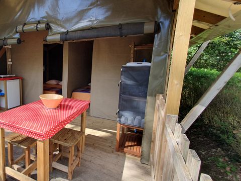 BUNGALOW 4 personnes - CABANE SAFARI - SANS SANITAIRE