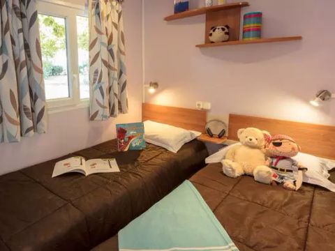 MOBILHOME 4 personnes - Comfort | 2 Ch. | 4 Pers. | Terrasse simple | Clim.