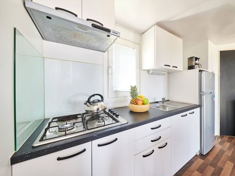 Mobilhome 6 personnes - Comfort | 3 Ch. | 6 Pers. | Terrasse surélevée | 2 SDB | Clim. | TV
