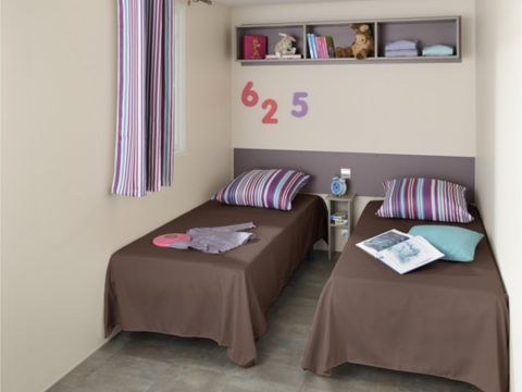 Mobilhome 6 personnes - Grand 750-2 A/C CD