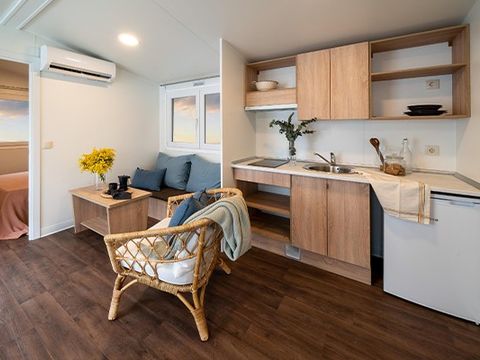 Mobilhome 6 personnes - Comfort XL | 3 Ch. | 6 Pers. | Terrasse surélevée | Clim.