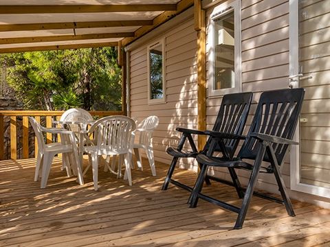 Mobilhome 6 personnes - Comfort XL | 3 Ch. | 6 Pers. | Terrasse surélevée | Clim.