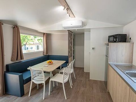 MOBILHOME 6 personnes - Premium | 3 Ch. | 6 Pers. | Terrasse Lounge | Clim. | TV