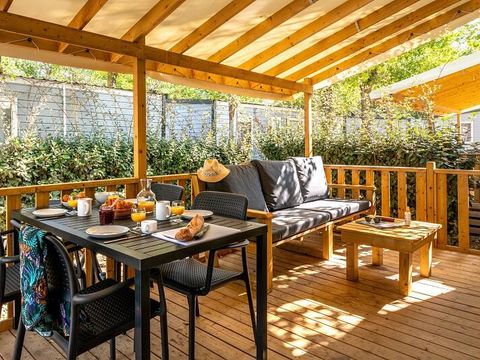 MOBILHOME 6 personnes - Premium | 3 Ch. | 6 Pers. | Terrasse Lounge | Clim. | TV