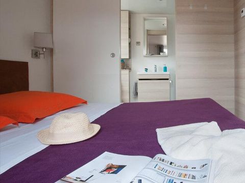 Mobilhome 6 personnes - C- Mobil-home Méditerranée Climatisé - 3 chambres