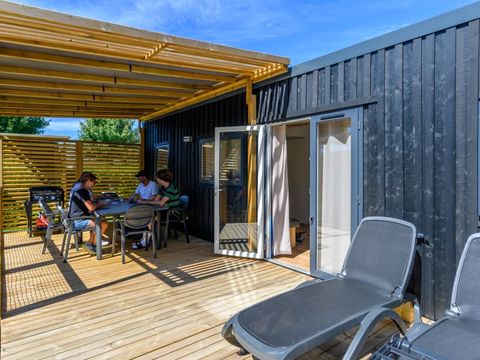 MOBILHOME 6 personnes - Premium 30m² (3 chambres) + terrasse 15m² + draps + serviettes + LV + TV 6 pers. MOBILHOME 6 personnes - Premium 30m² (3 chambres) + terrasse 15m² + draps + serviettes + LV + TV 6 pers.
