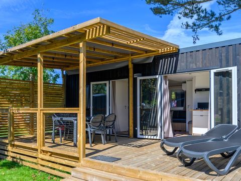MOBILHOME 6 personnes - Premium 30m² (3 chambres) + terrasse 15m² + draps + serviettes + LV + TV 6 pers. MOBILHOME 6 personnes - Premium 30m² (3 chambres) + terrasse 15m² + draps + serviettes + LV + TV 6 pers.